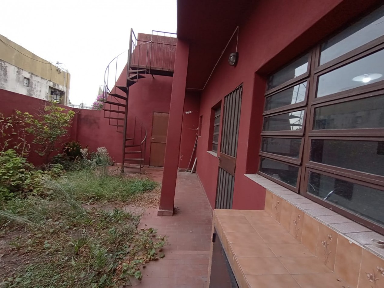 Venta PH 4 ambientes con patio y parrilla - Jose Leon Suarez - San Martin
