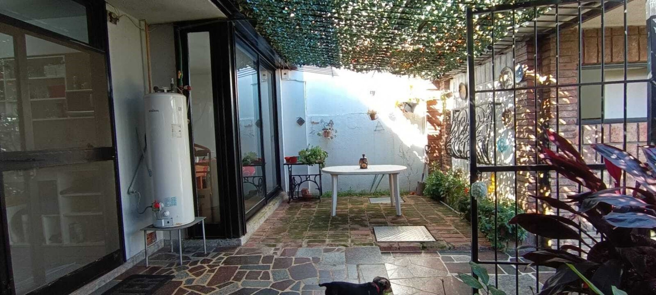 Casa en venta- Quilmes 