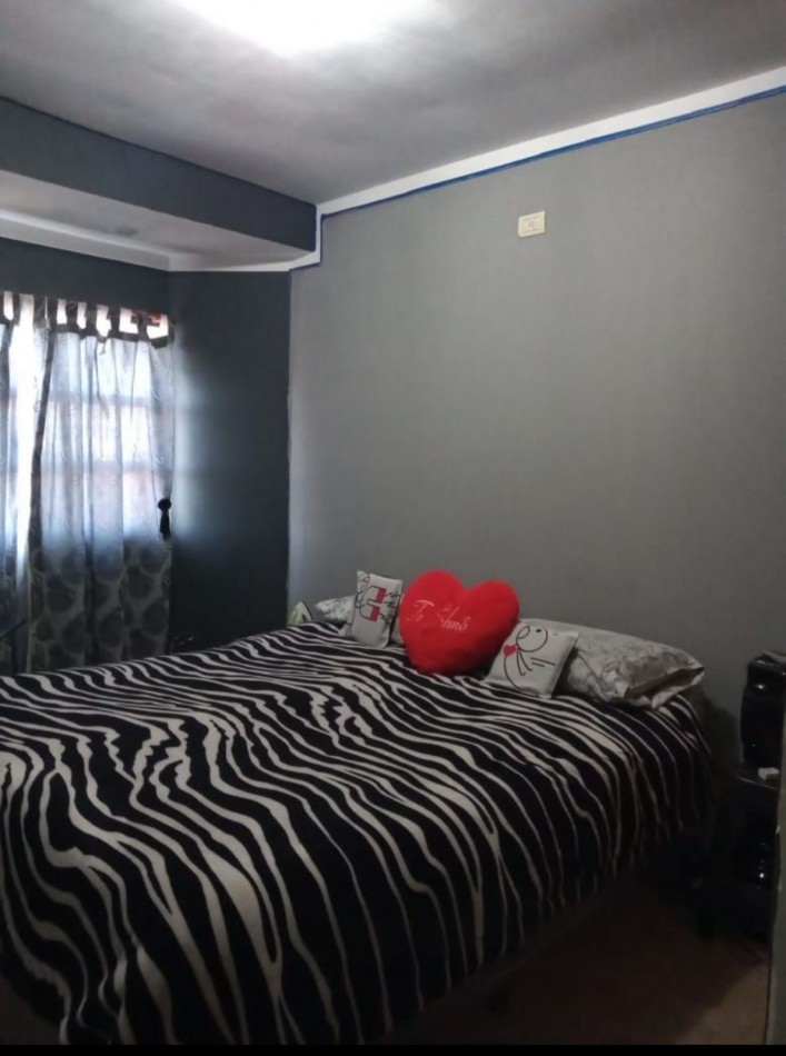 Duplex dos ambientes Ezpeleta Quilmes