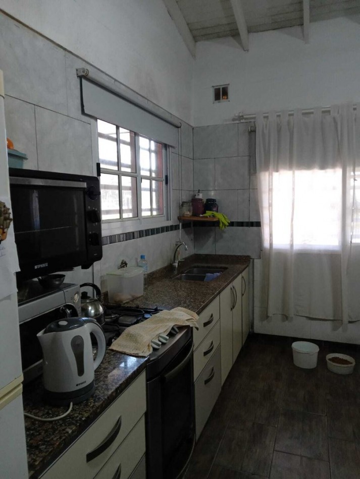 Casa en venta, de 6 ambientes Barrio el Peligro - Abasto La Plata 