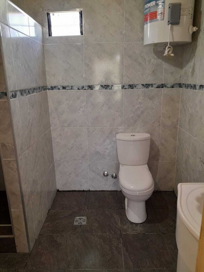 Casa a estrenar en venta, Barrio La Rueda, km 53 