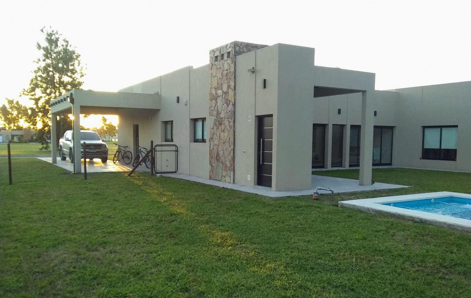 CASA EN AREA 60 EN VENTA