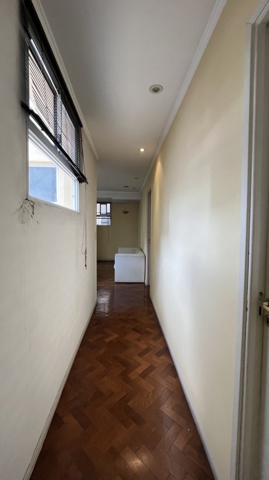 DEPARTAMENTO 4 AMBIENTES EN AV BELGRANO APTO PROFESIONAL