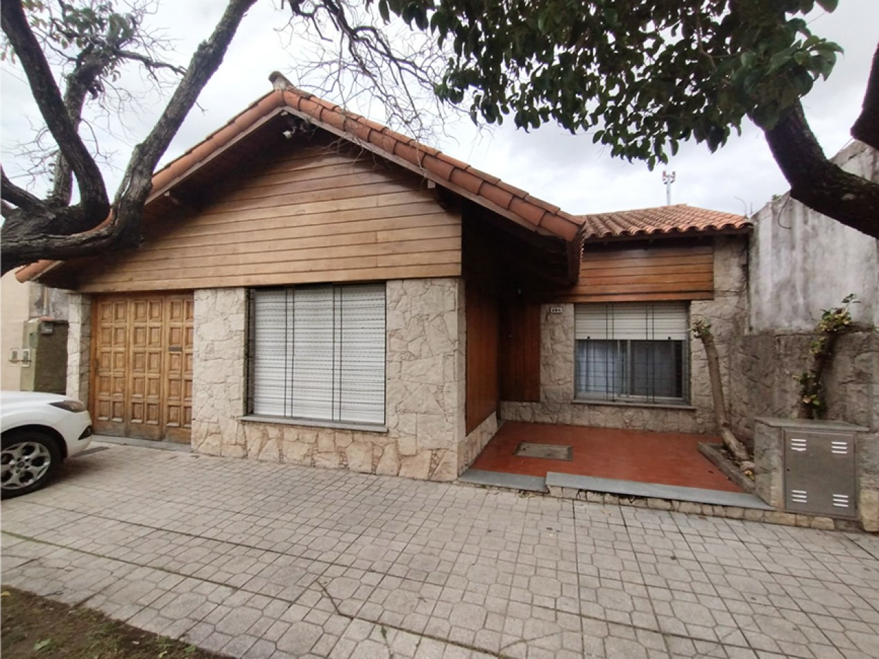 Venta de Casa en PH 4 ambientes en centro de Florencio Varela
