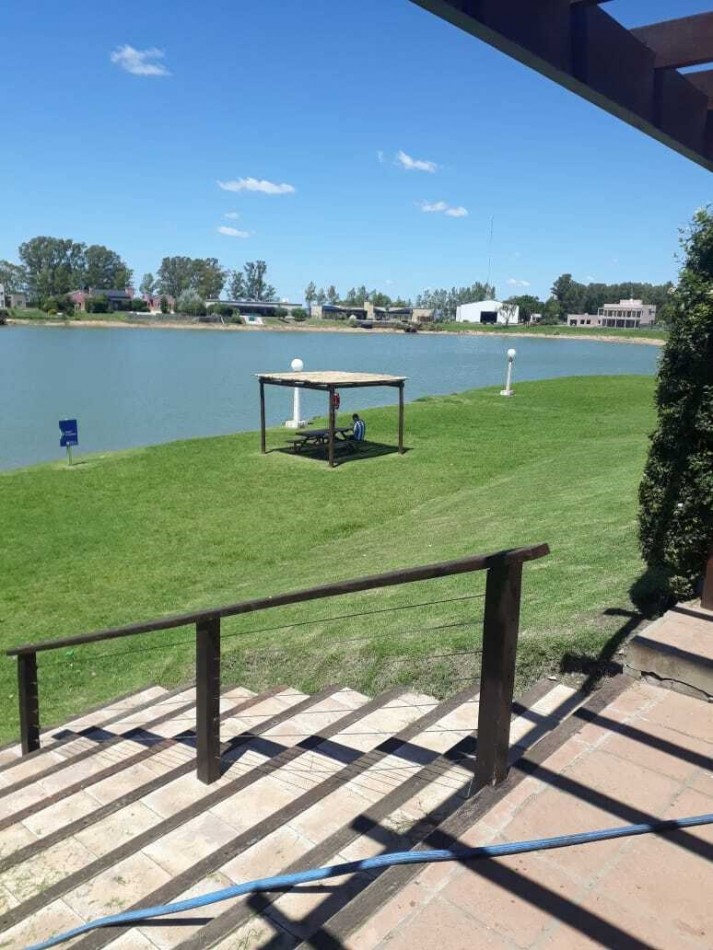 Lote en venta en "Puerto Chascomus"