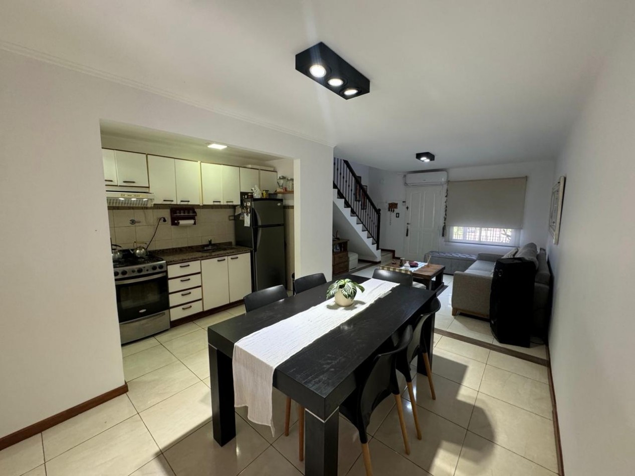 Venta de casa 5 ambientes en Ranelagh