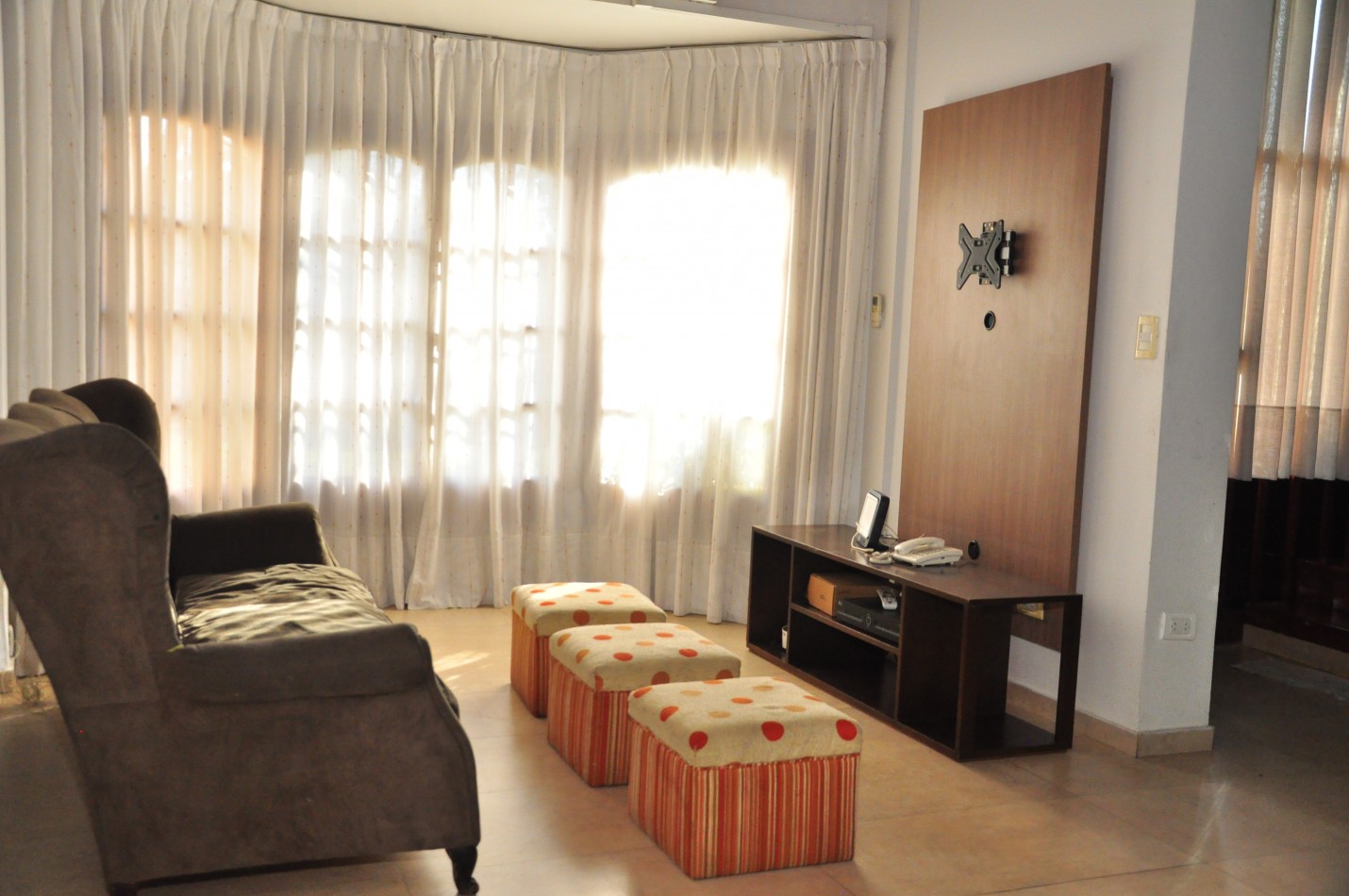 Venta de casa chalet 4 ambientes en Florencio Varela Apta Credito