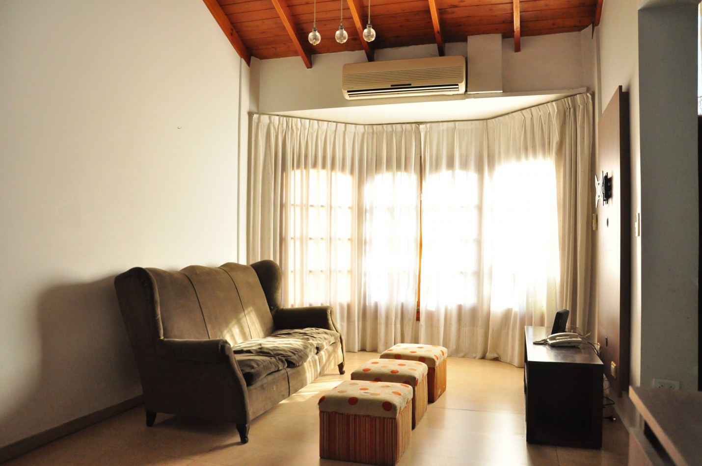Venta de casa chalet 4 ambientes en Florencio Varela Apta Credito