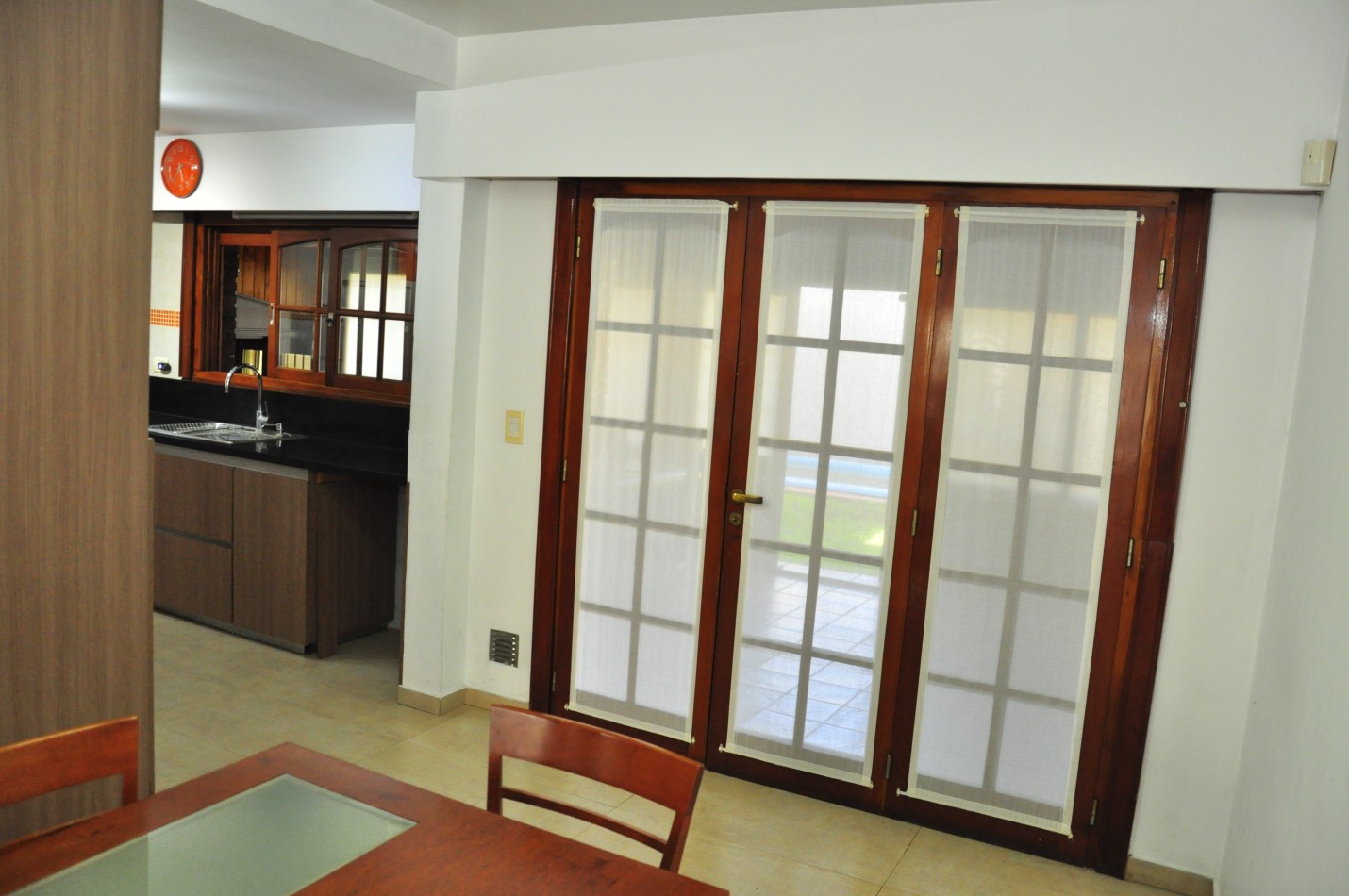 Venta de casa chalet 4 ambientes en Florencio Varela Apta Credito