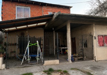 Casa en venta en Berazategui - Amplio lote con gran potencial